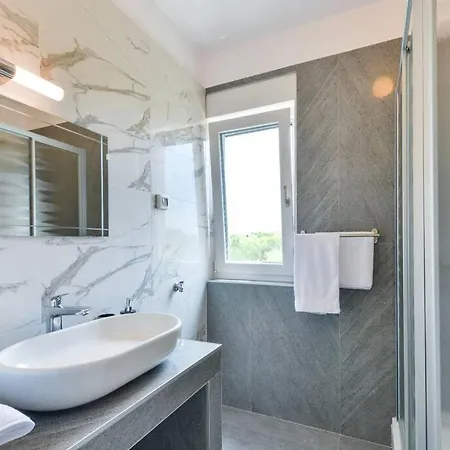 Apartment Modern Two Bedroom Apartments - Sk1,2 I 3 - Ae1176 Privlaka (Zadar)
