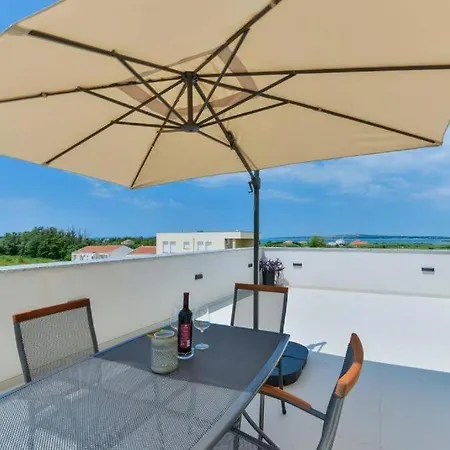 Apartment Modern Two Bedroom Apartments - Sk1,2 I 3 - Ae1176