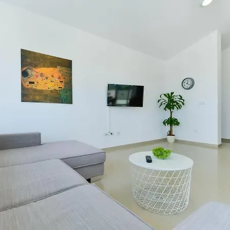 Modern Two Bedroom Apartments - Sk1,2 I 3 - Ae1176 Apartment Privlaka (Zadar)