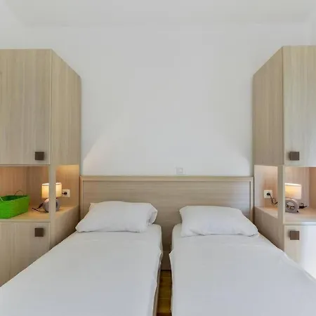 Modern Two Bedroom Apartments - Sk1,2 I 3 - Ae1176 Privlaka (Zadar)