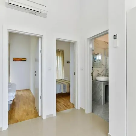 Modern Two Bedroom Apartments - Sk1,2 I 3 - Ae1176 Apartment Privlaka (Zadar)